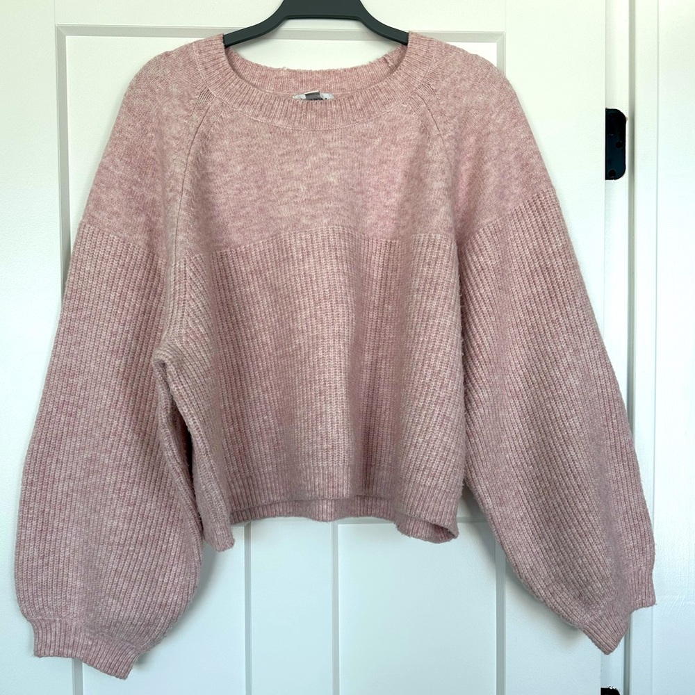 Topshop Sweater. Light pink. Size L.